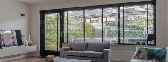 Houten jaloezie zwart